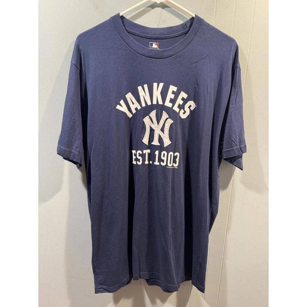 Mens Genuine Merchandise Yankee Est. 1903 Blue T Shirt, Size Large MLB Sports